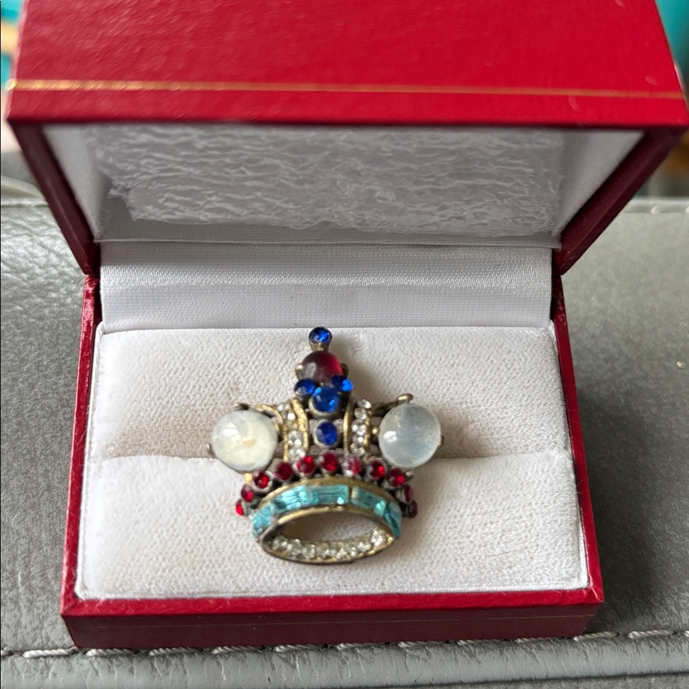 Crown Trifari Sterling Silver crown brooch pin